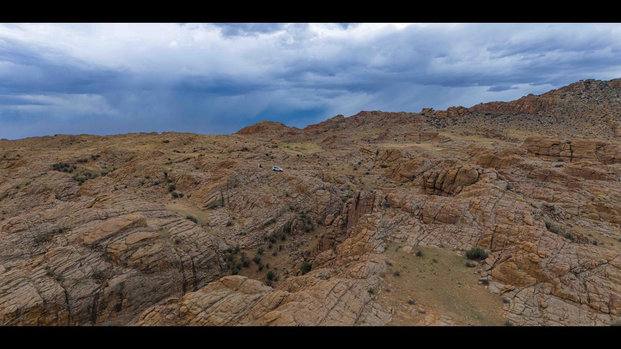 Baga Gazriin Chuluu – Hidden Granite Mountains of the Gobi | South Mongolia Travel