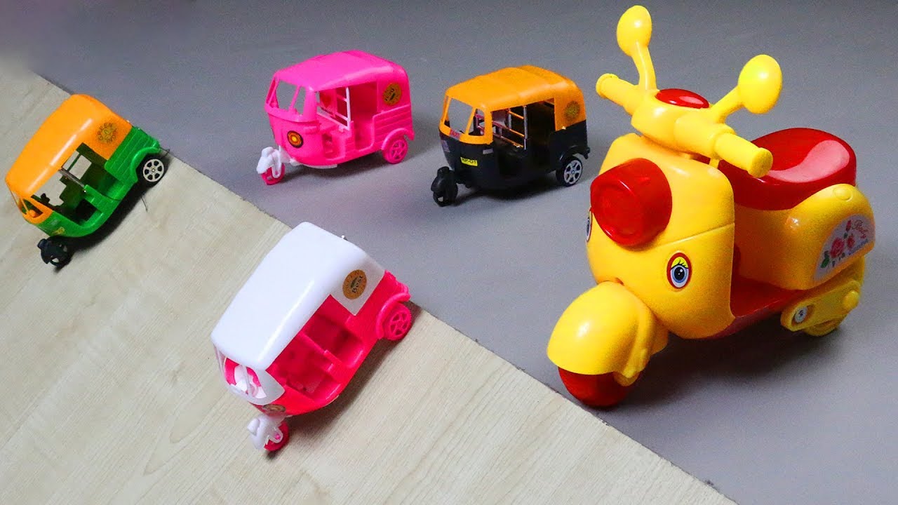 Toy Auto Rickshaw Slide Play Video for Kids - Learn Colours With Auto Rickshaw for Toddlers Children