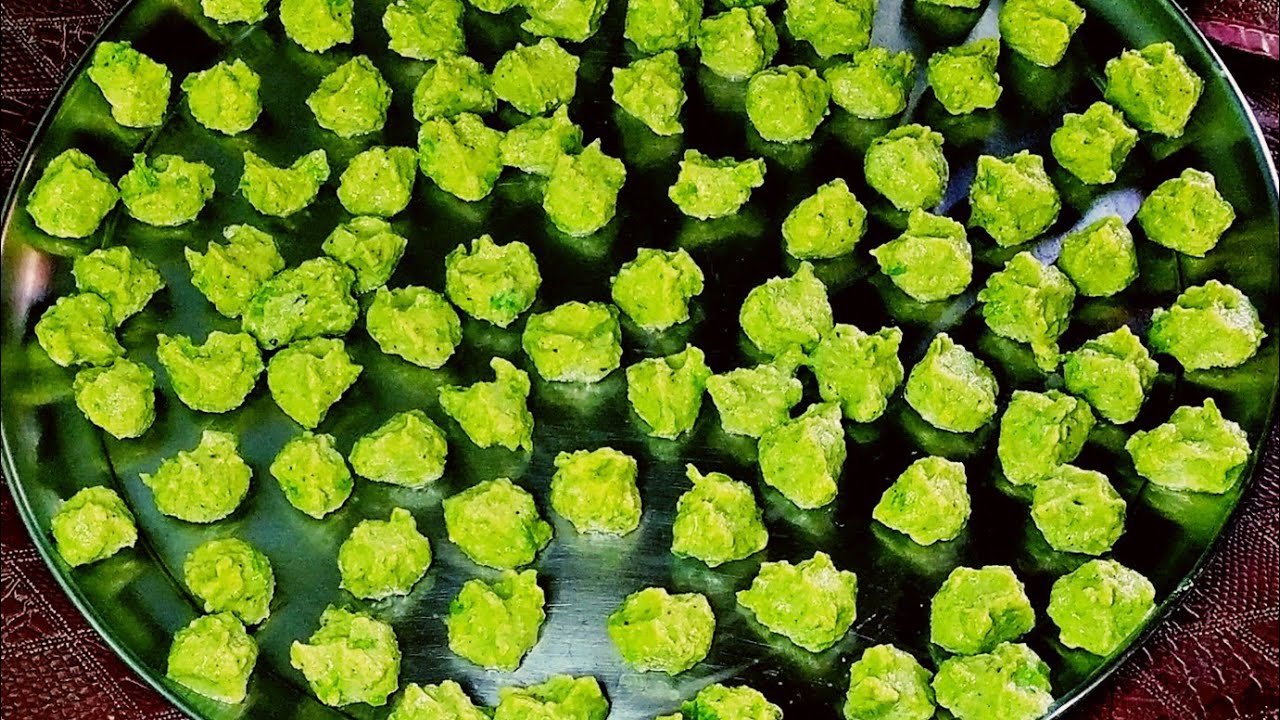 हरी मटर की बड़ी एक बार बनाएं पूरे साल भर खायें/Hari matar ki rakhiya vadi/badi recipe/green peas re.