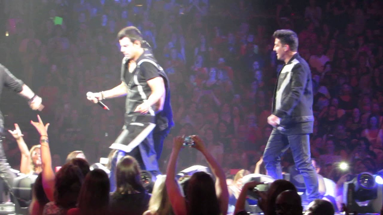 Jon Knight Thrusting - Ten Times - NKOTB Cleveland, Ohio Concert 2015