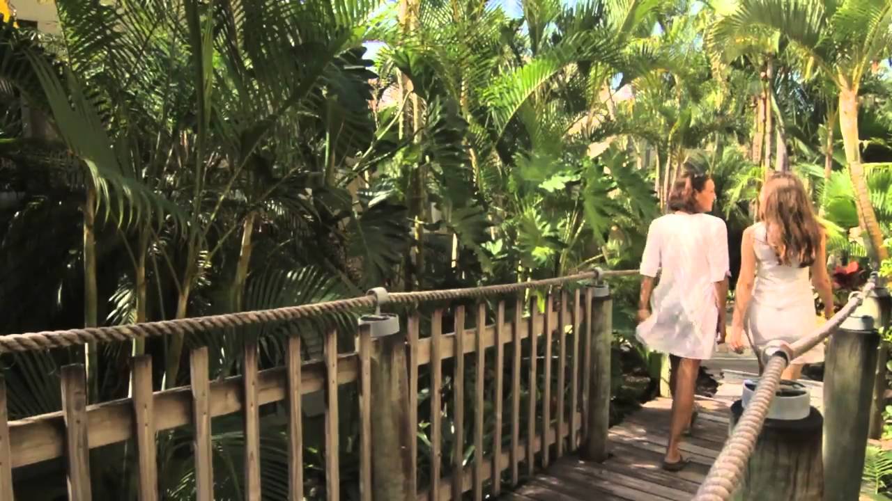 Noosa Crest 30