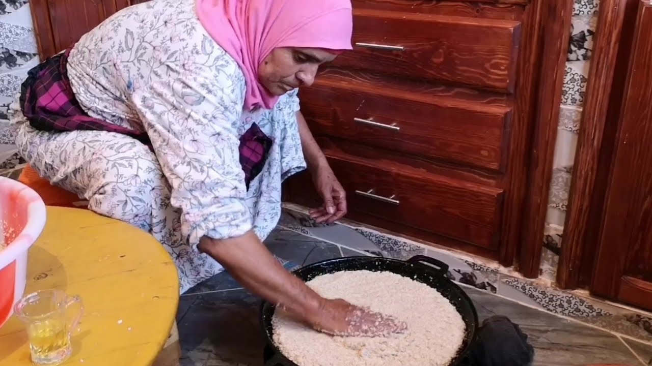 لالة حادة تقدم لكم طريقة تحضير حرشة الشعير