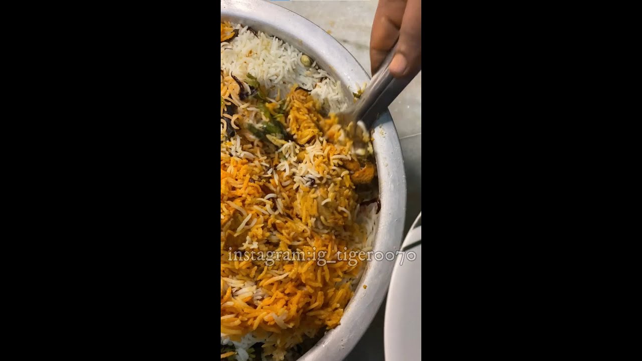 Dum Biryani😍🍗 Easiest #biryani #foodvlogs #Tiger #tea #telugufood#shorts #youtubeshorts#streetfood
