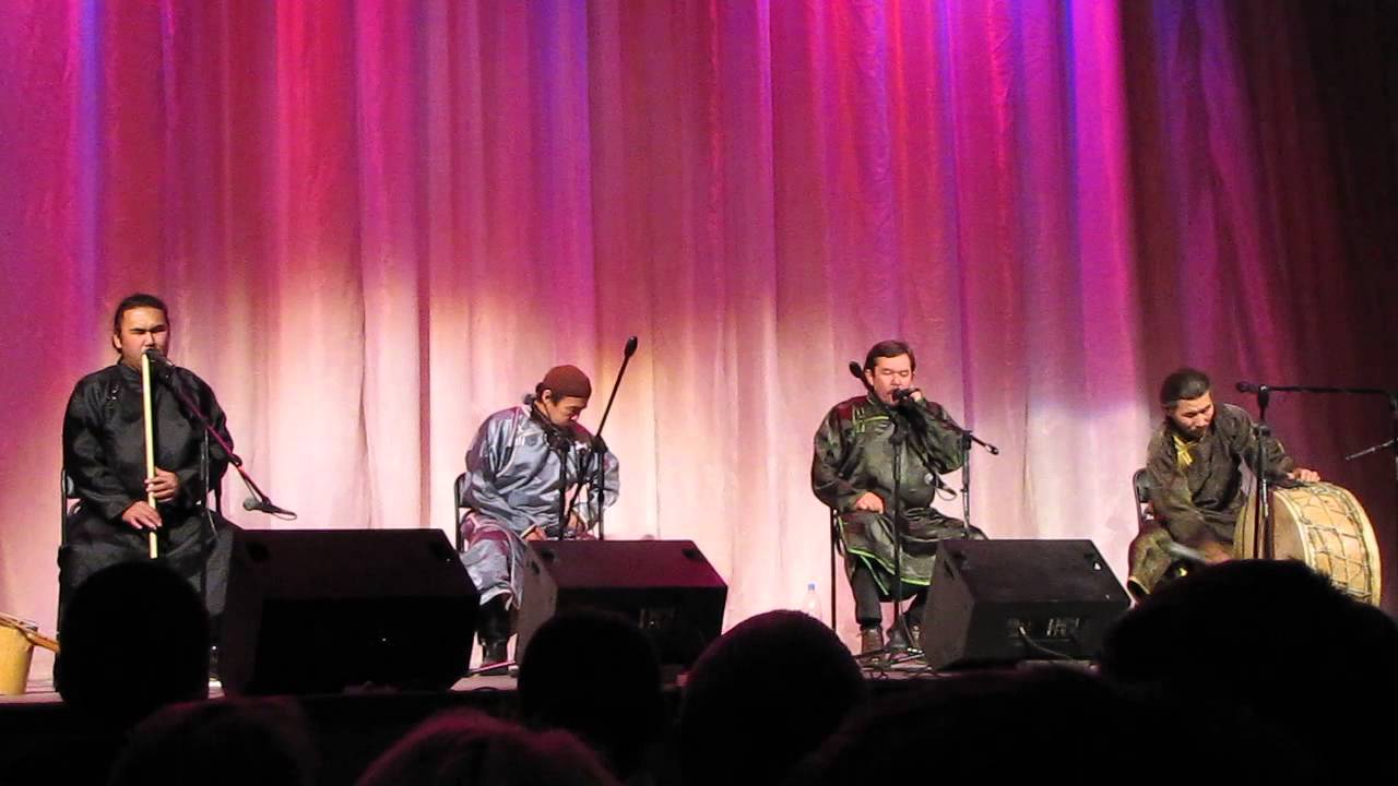 11.  Huun Huur Tuu - Tuvan Internationale  (live in Ufa 2012)
