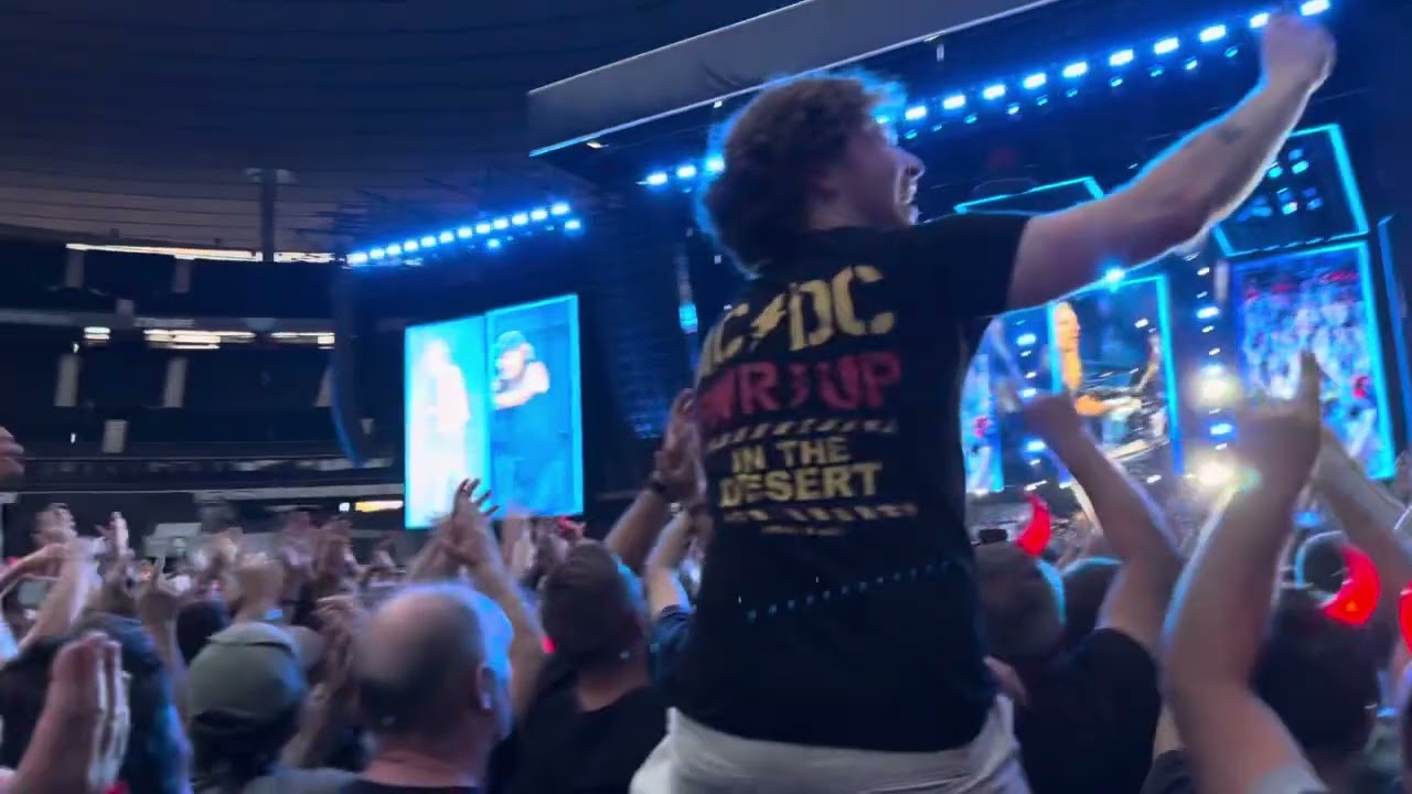 AC/DC - Shoot to Thrill - Live @ Stade de France, Paris 09/08/2025