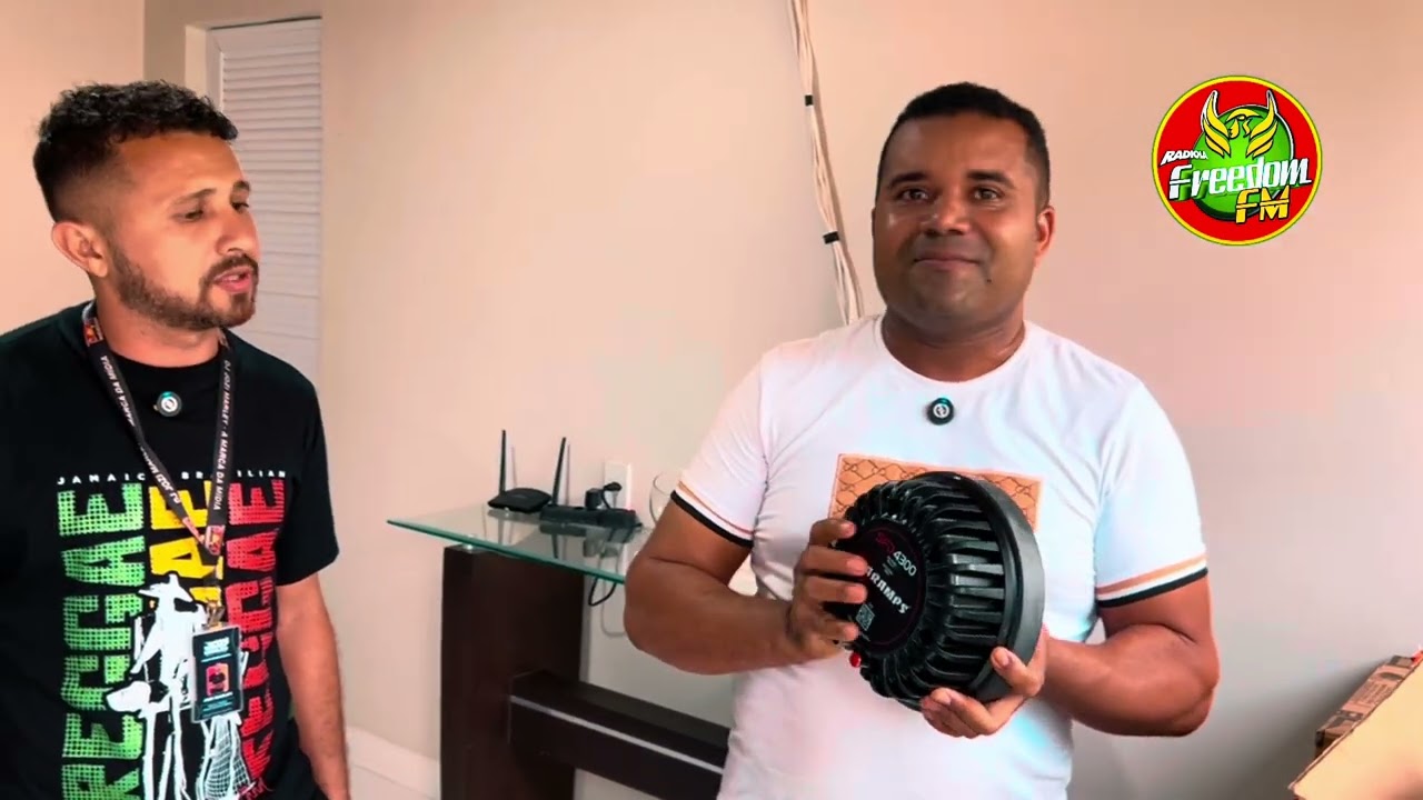 EXCLUSIVO🔥 ACOMPANHE EM DETALHES A PRIMEIRA REMESSA DE EQUIPAMENTOS DA NOVA FREEDOM FM QUE VEM AI.