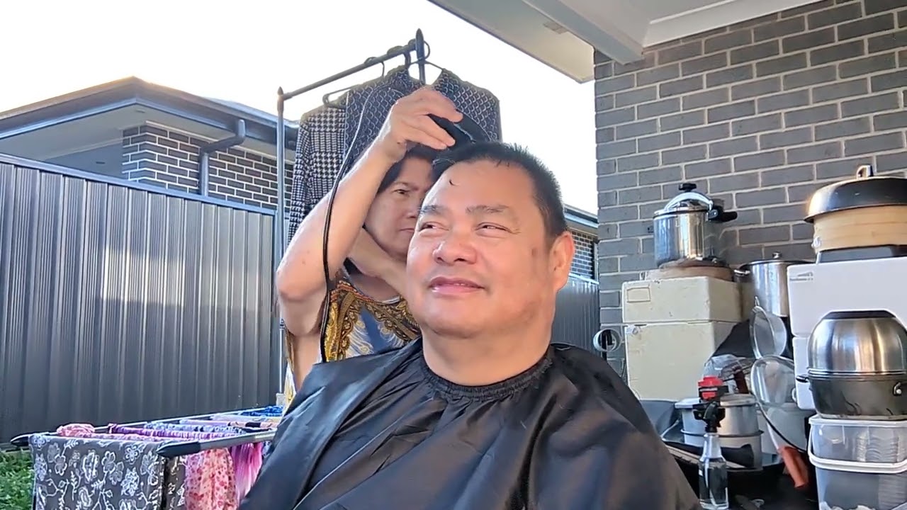 KIM JONG UN..HAIR CUT.