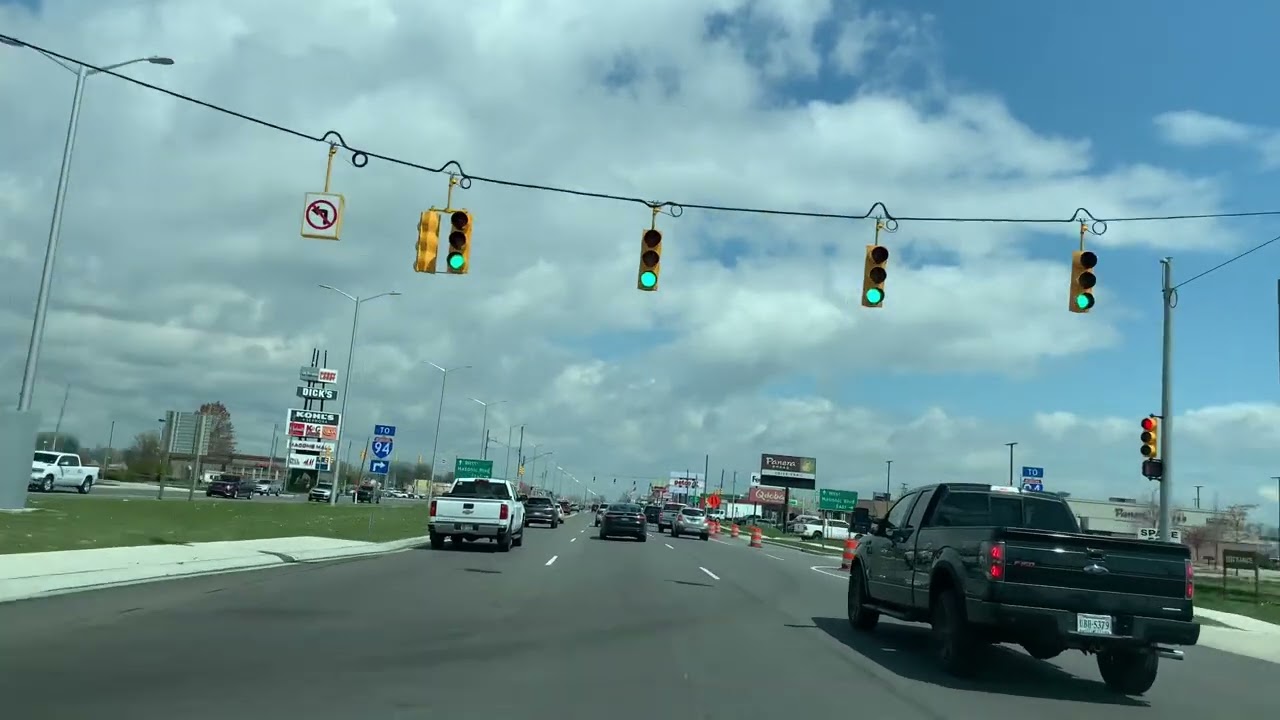 Driving to Clinton Township, Michigan from Eastpointe, Michigan 🇺🇸 April 2023