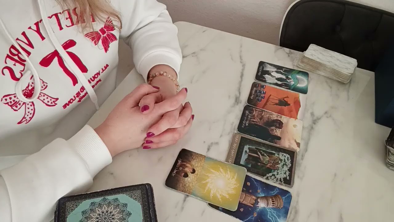 ASLAN BURCU 🌗 17 ŞUBAT GÜNEŞ TUTULMASI 🌥️ HAYATINDA NE DEĞİŞECEK ❓‼️ TAROT #keşfet #tarot 