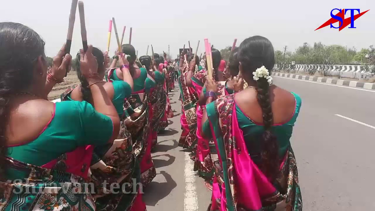 చిన్నకల్వల【బి.సి కాలనీ】ఓ నిరుమల కోలాట సాంగ్ || శ్రీలక్ష్మి కోలాట బృందం || Shravan Tech
