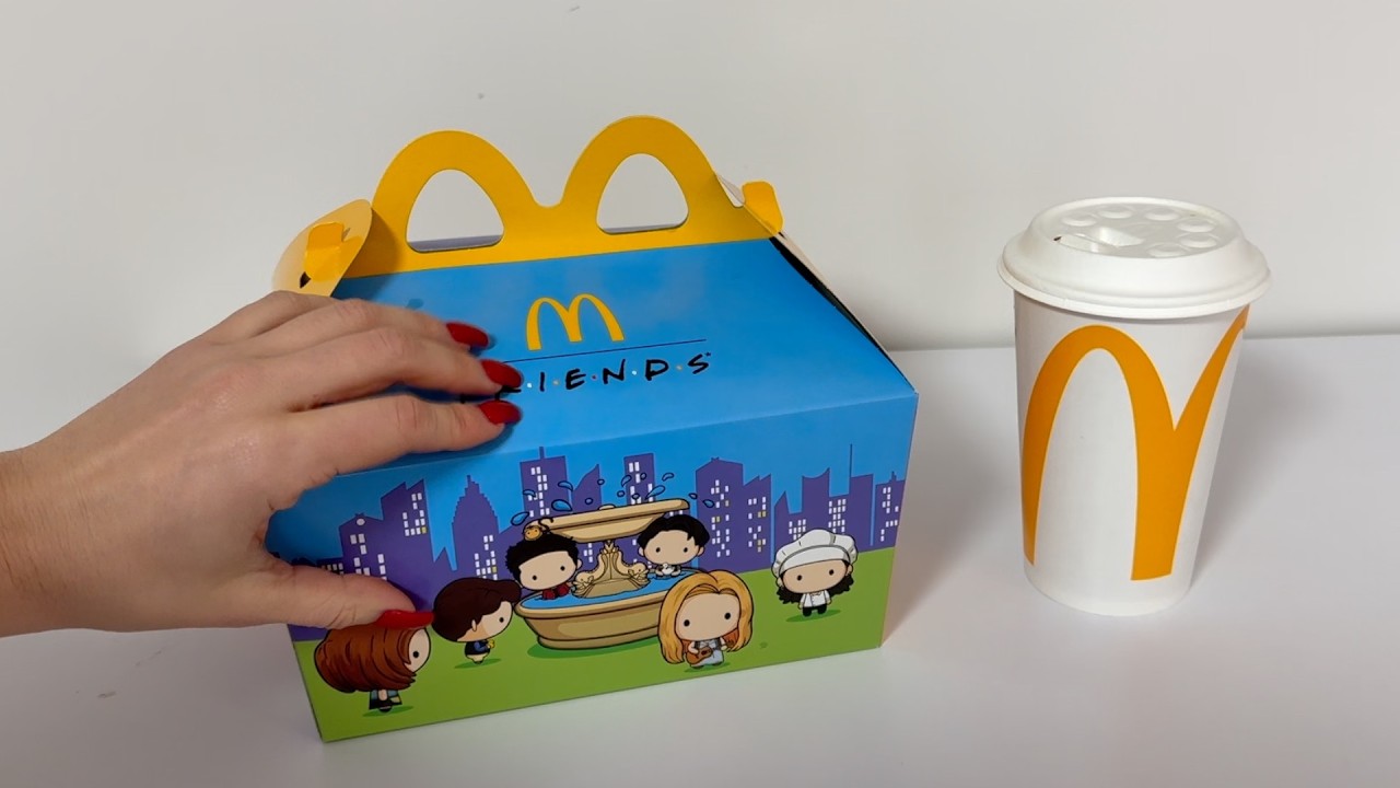 Let's Unbox 8.96$ Friends Meal Box 🍟 Friends Meal Box Unboxing