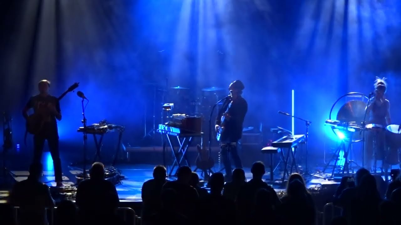 Amarok - Surreal; Warszawa 25.02.2023