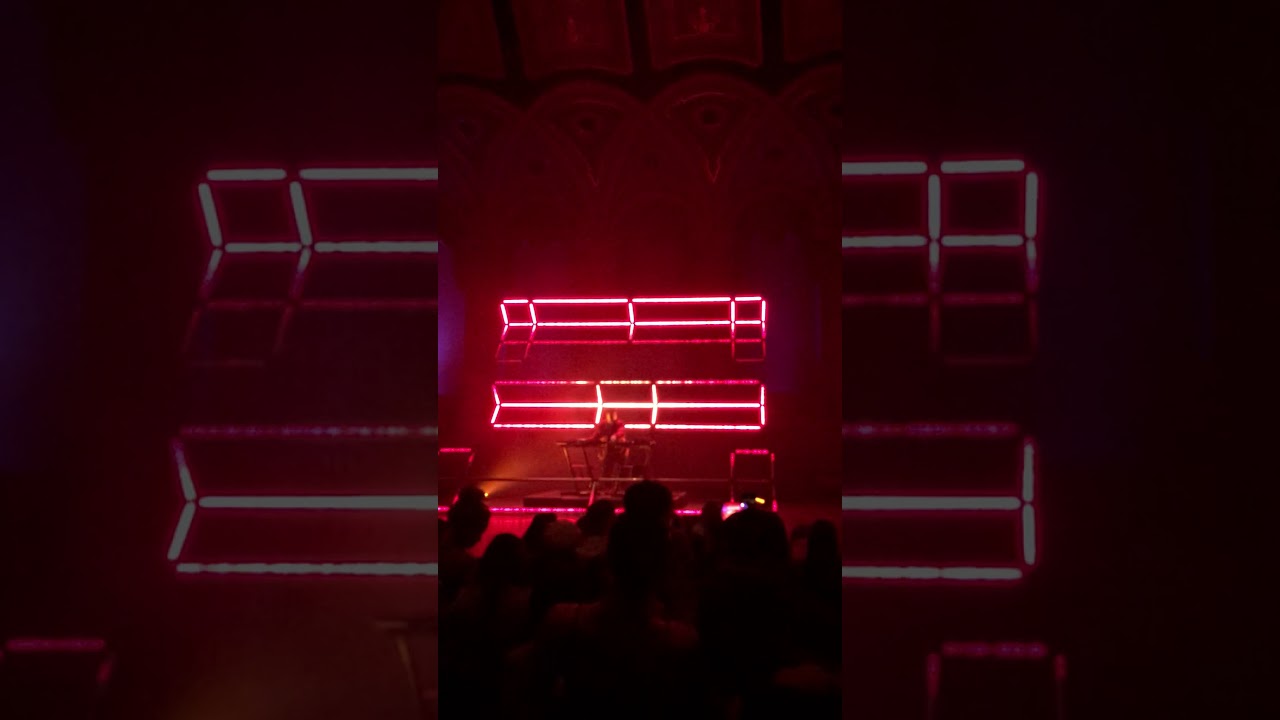 Jordan Ullman live at Majid Jordan concert