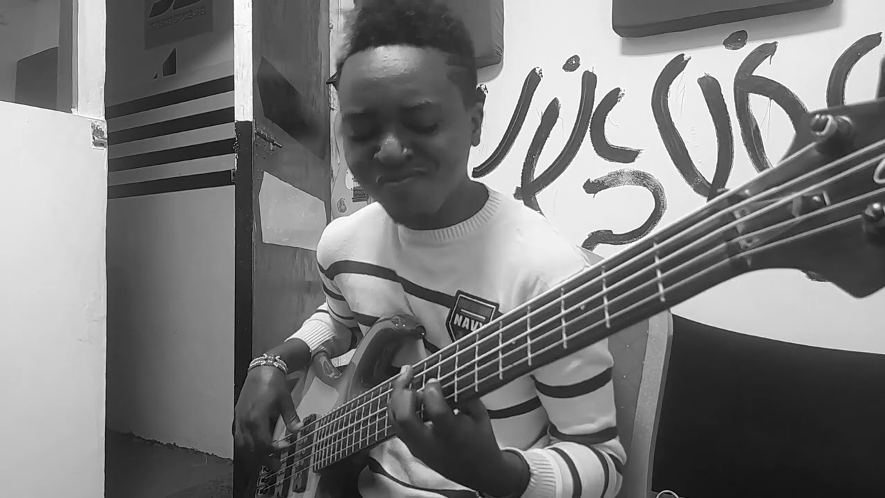 Jehovah Igama lakho cover by Claude bass