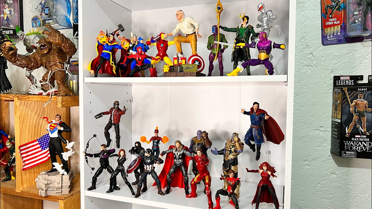 Acomodando mis Marvel Legends en mi nuevo mueble
