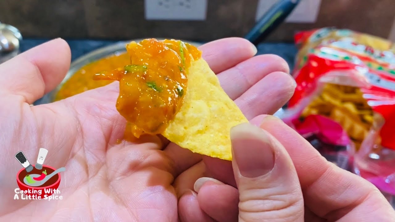 Homemade Smoked Salsa Recipe (DIY Gift Idea)