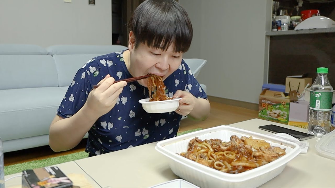 이 집 찜닭 맛있네