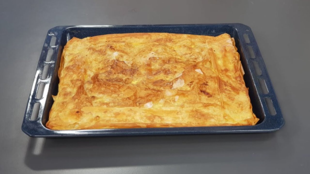 Byrek me mish, qepë dhe domate nga zonja Vjollca