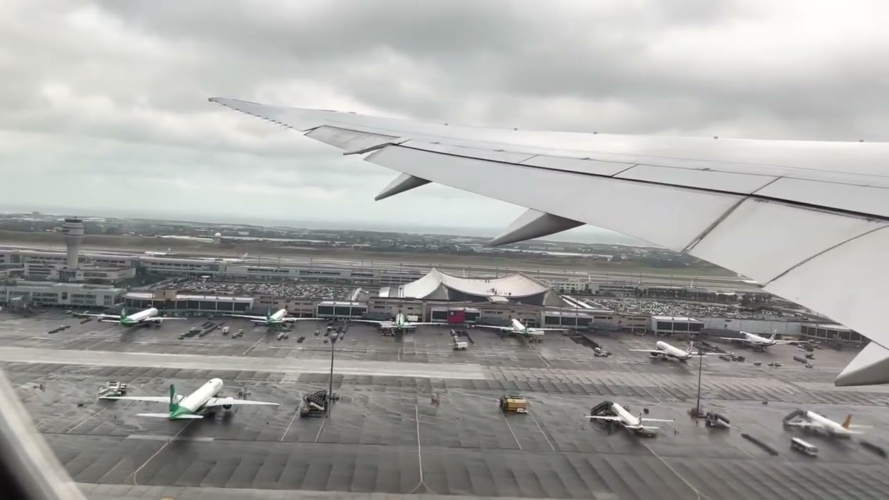 EVA 787-10 Pushback Startup and Takeoff in Taipei