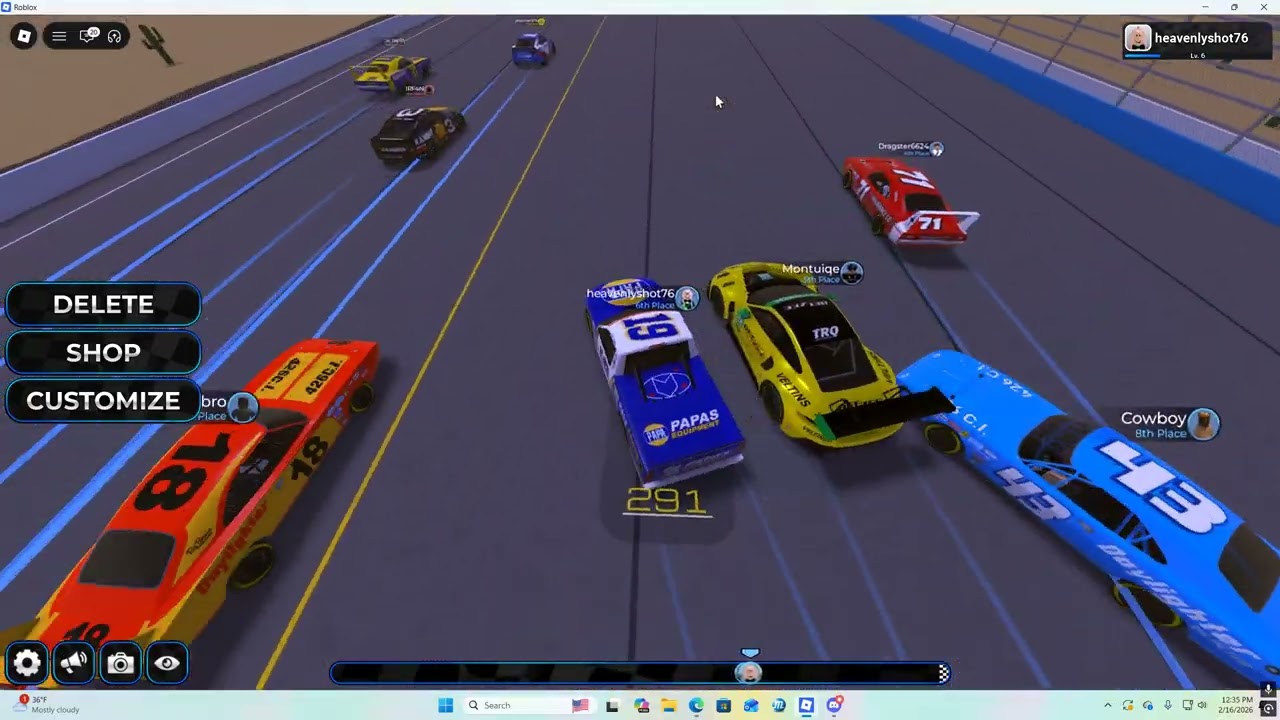 (HEADPHONE WARNING) Playing NASCAR Craziest Games, Backstretch Battle.