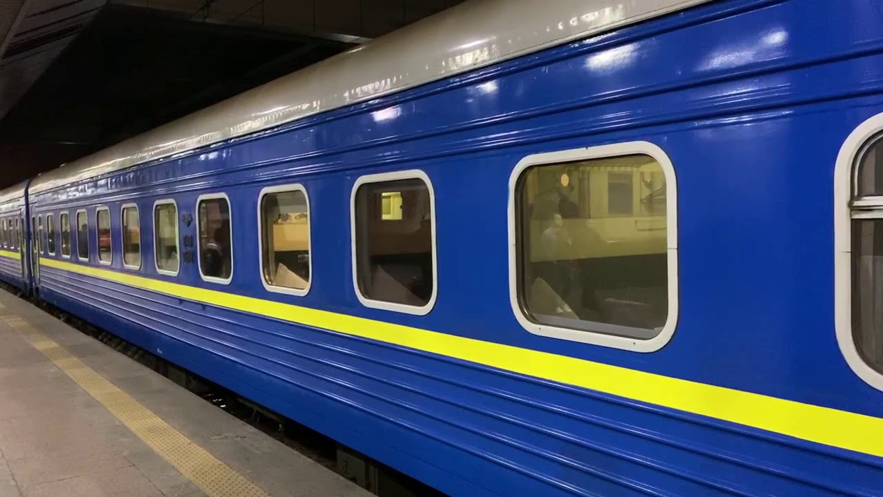 Sleeper Car Experience, Kyiv-Odesa Ukraine 1st Class Cabin Train Ride
