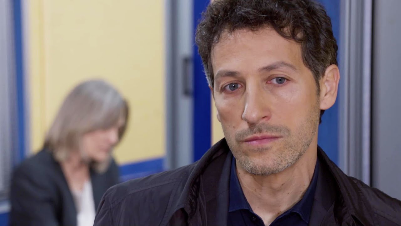 L'aggressione a Diana - Un Posto Al Sole 16/04/2024