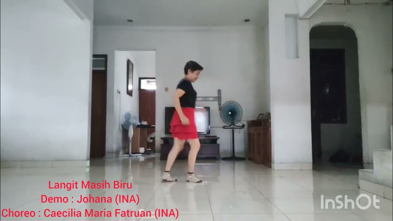 Langit Masih Biru - Line dance. Demo: Johana (INA). Choreo: Caecilia Maria Fatruan ( INA)