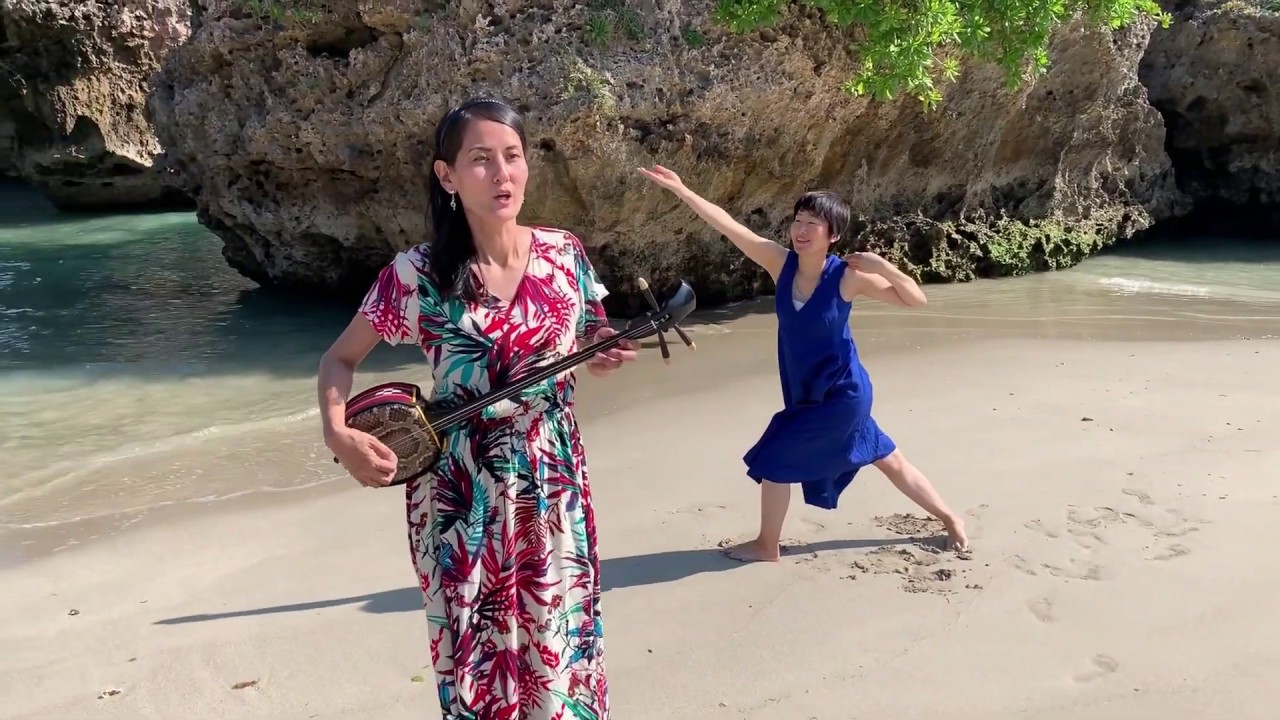 Miyako song from Okinawa JAPAN　宮古民謡『かにくばた』　和のやすら　唄三線HIRARA