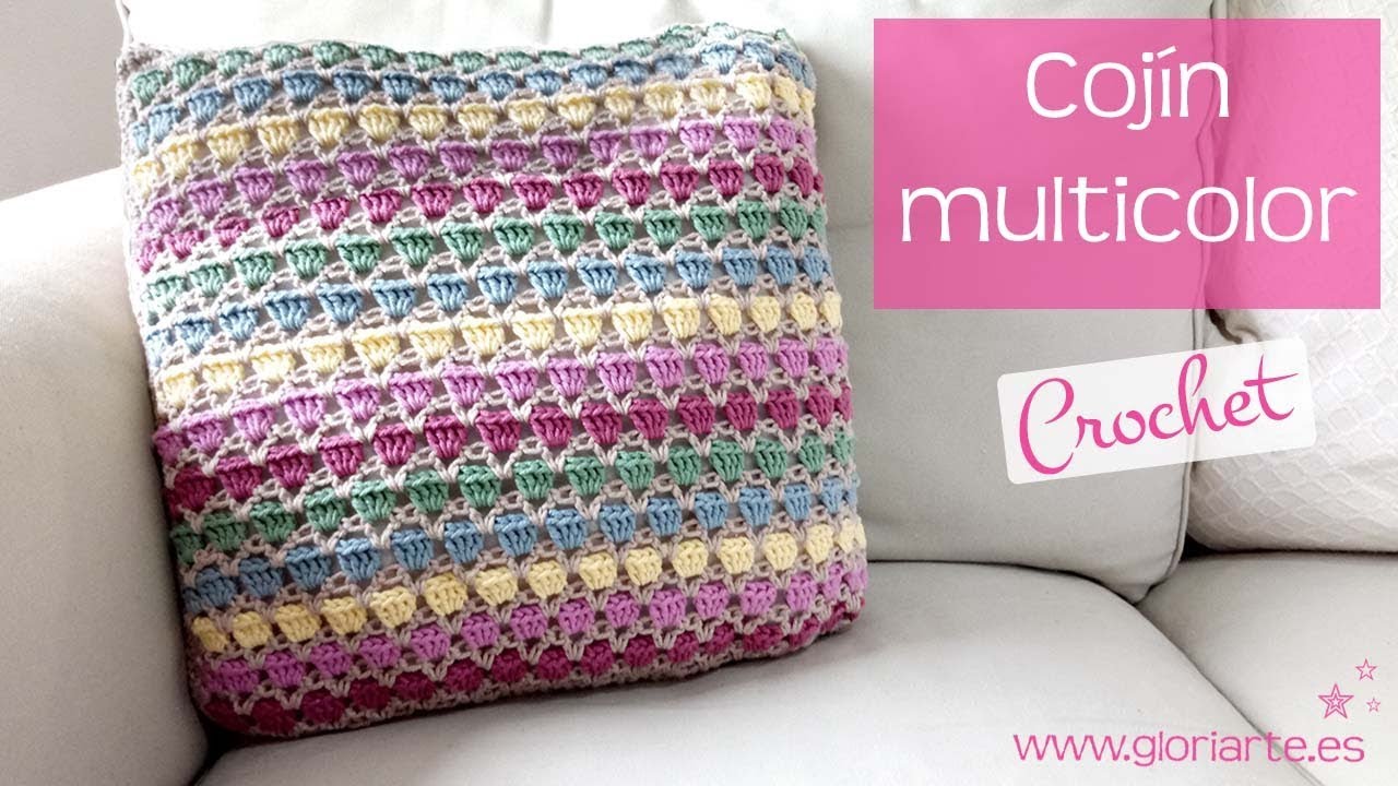 COJÍN de GANCHILLO MULTICOLOR. COLORFUL CROCHET CUSHION