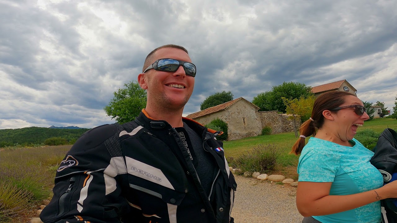 Balade moto entre le Vaucluse, les Alpes de Haute Provence et la Drôme