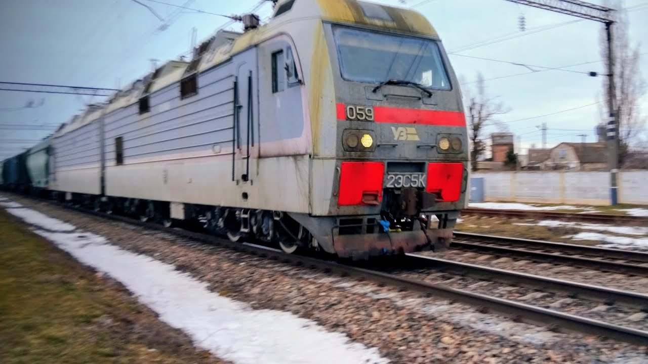 ВАНТАЖНИЙ ПОЇЗД 2ЭС5К-059 В ГОЛОВІ ВАНТАЖНОГО ЕЛЕКТРОВОЗА ГРУЗОВИЙ СКЛАД #ПОЕЗДАВИДЕО 