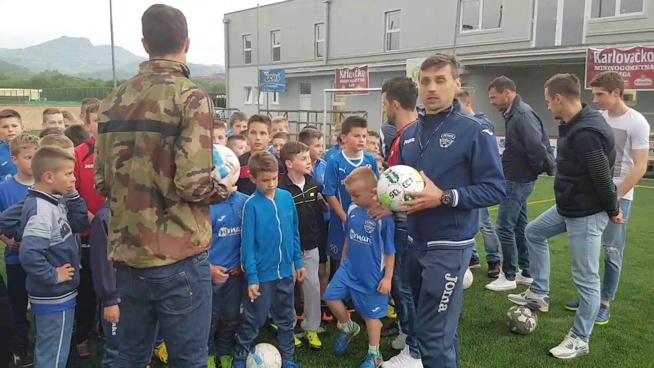 NK Vitez na treningu ŠN Romari (9.5.2016.)