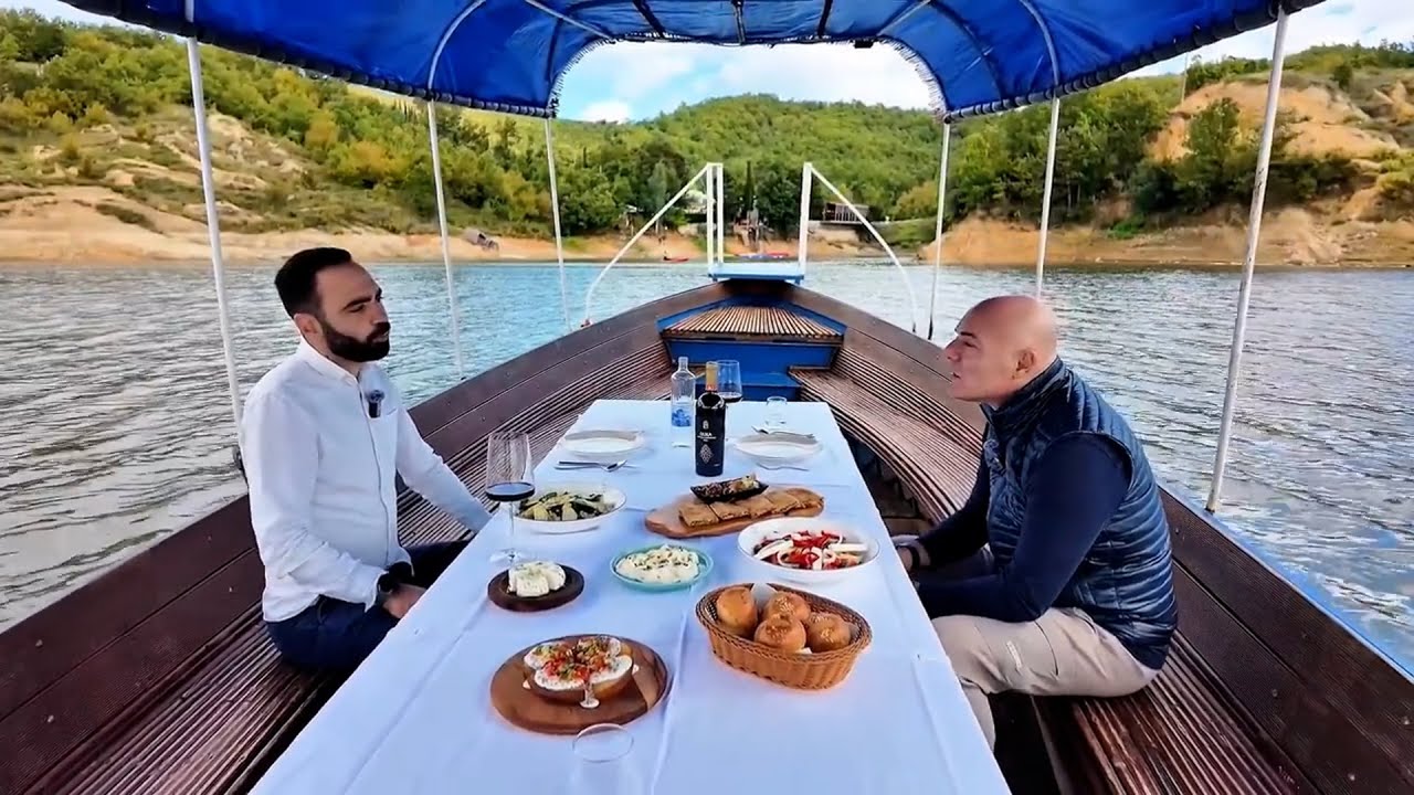 Blendi Fevziu | E rralle ne Shqiperi. Te drekosh ne varke.
