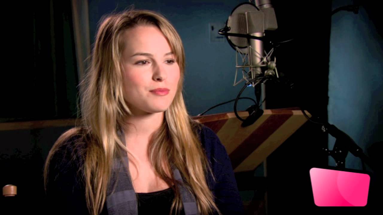 Bridgit Mendler 'The Secret World Of Arrietty' Interview [HD]