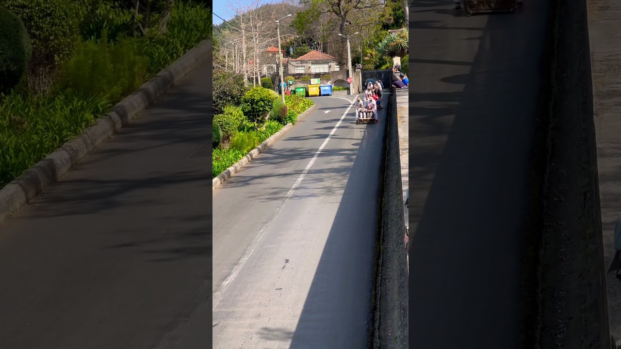 Madeira Monte - Korbschlittenfahrt nach Funchal #Madeira #Monte