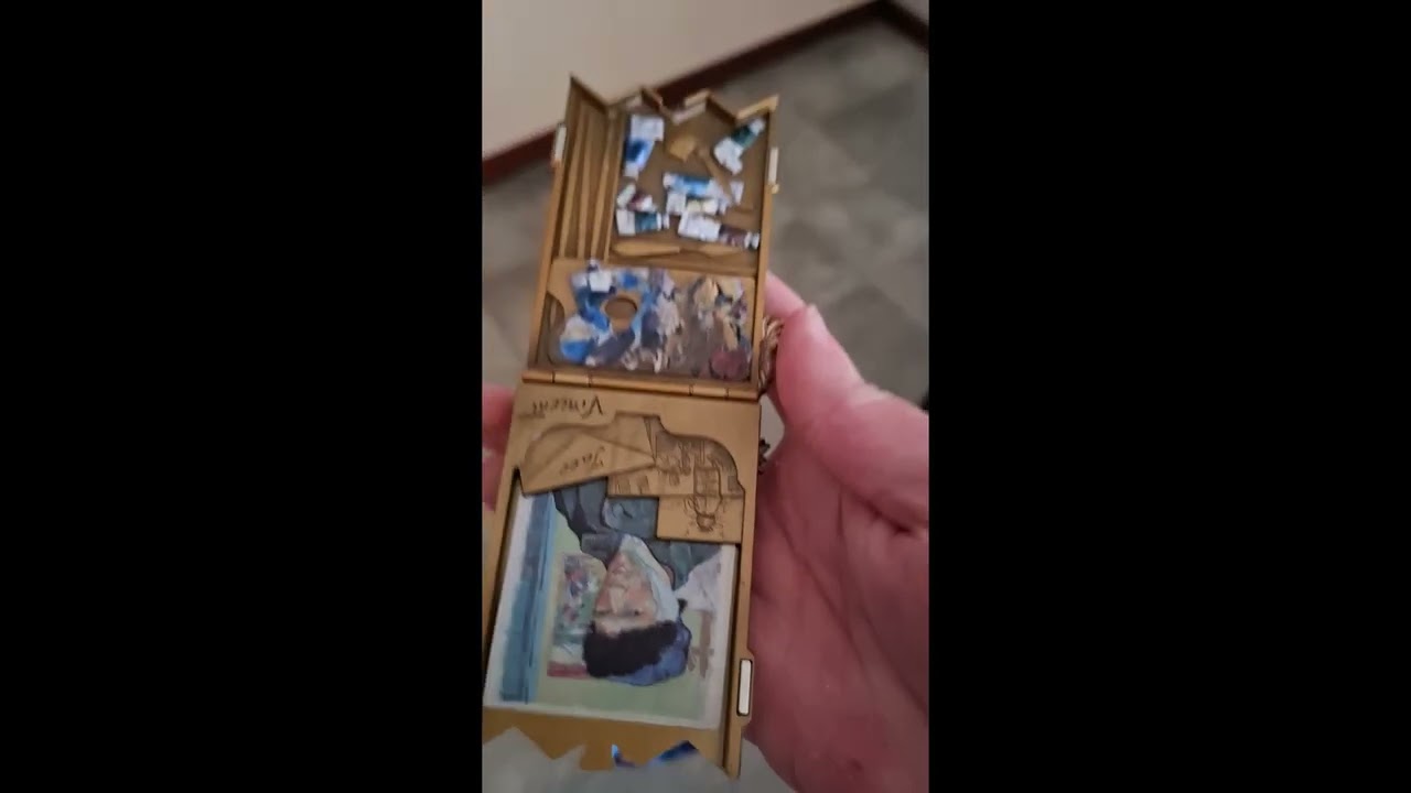 46  Conqueror Virtual Challenge - Vincent van Gogh medal (interior)