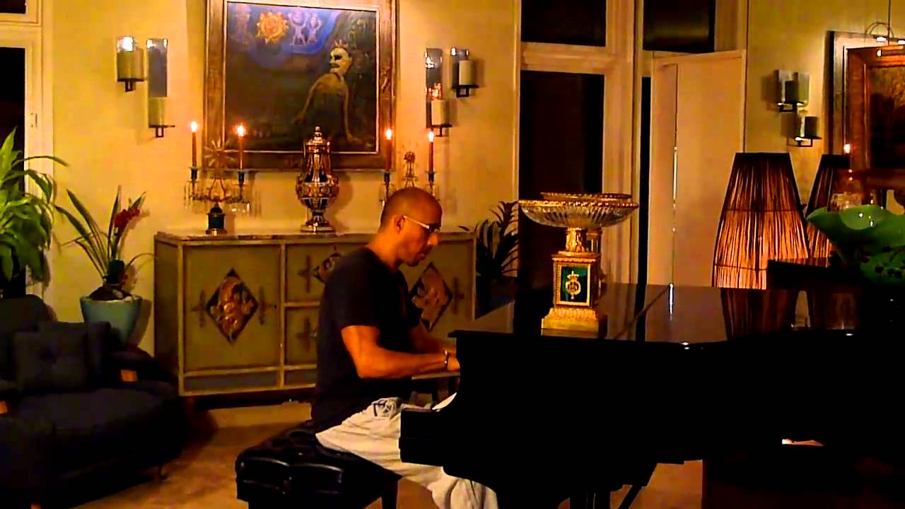 Paul Anthony Romero plays Themes from Heroes of Might and Magic - Piano Medley