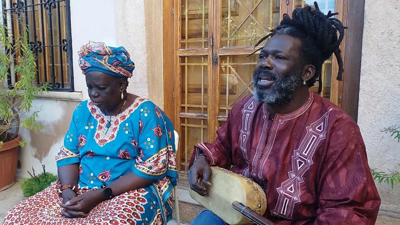 Baba Sissoko et sa maman Djeli Mah Damba Koroba SISSOKO MUSIC