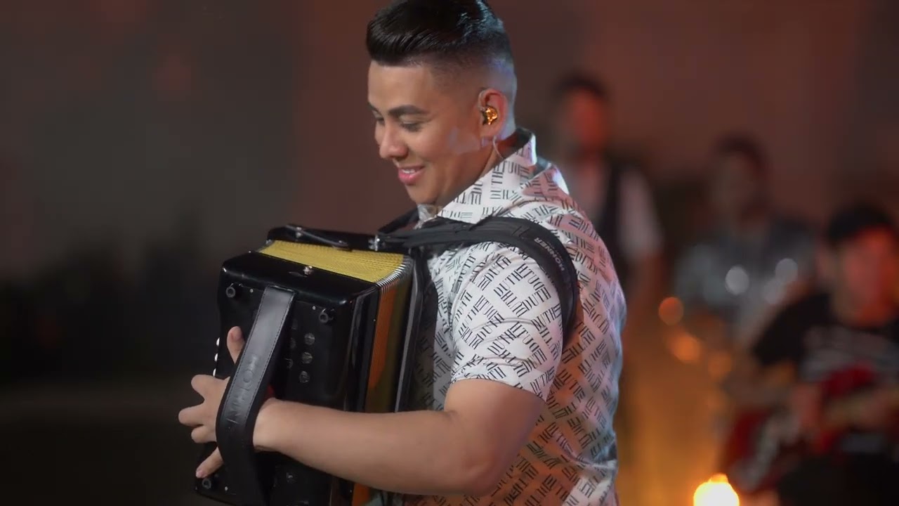 Adel Cortes & Jafid Nazar - Quiero Saber De Ti (Show Live)