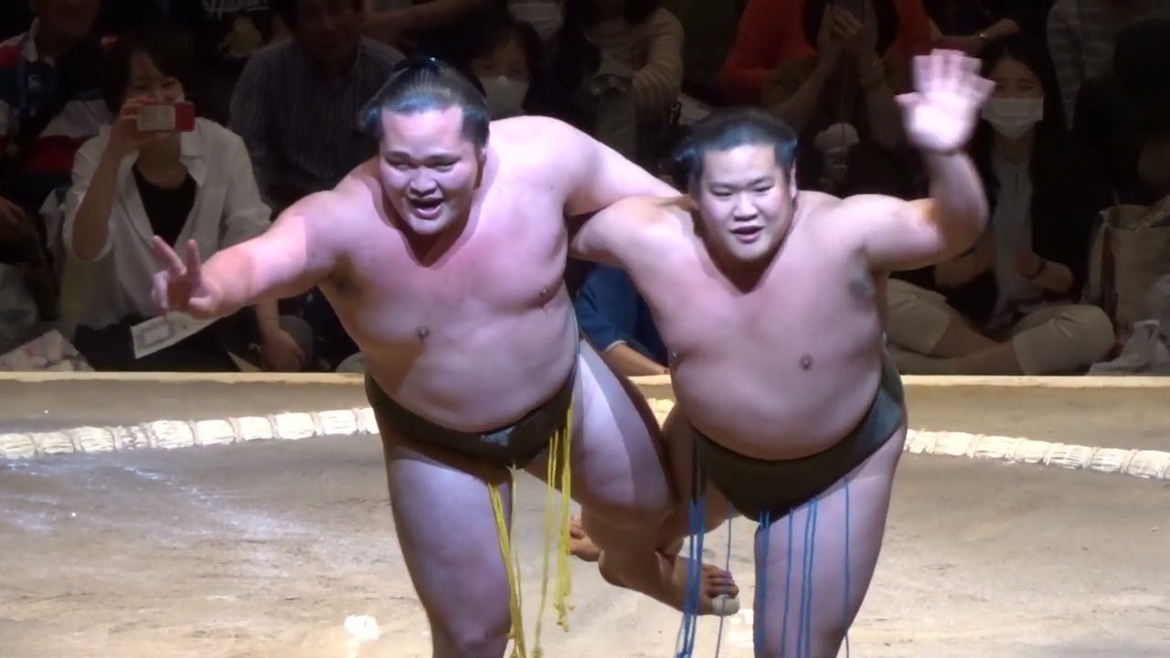 初切 相撲の禁じ手を面白くご紹介♪😄 和歌桜 栃満【川崎場所2023】2023/4/29 Shokkiri - Comic Sumo [Kawasaki Tour 2023] 春巡業