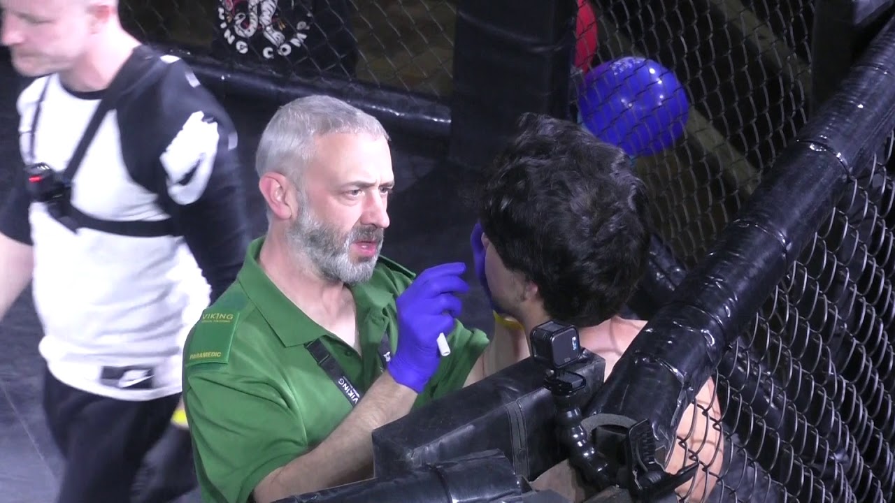 Martin (American Football) Vs Eoin (Mens Football)