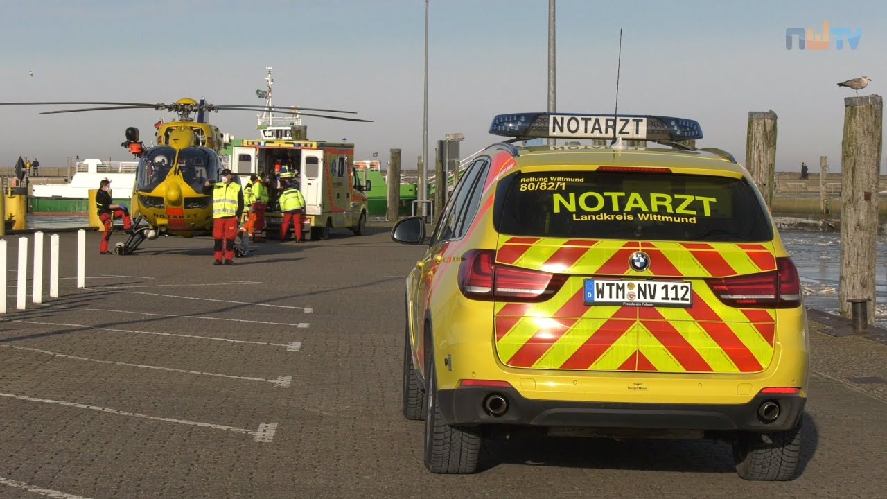 Tödlicher Unfall in Neuharlingersiel: 73-Jähriger stürzt ins Hafenbecken