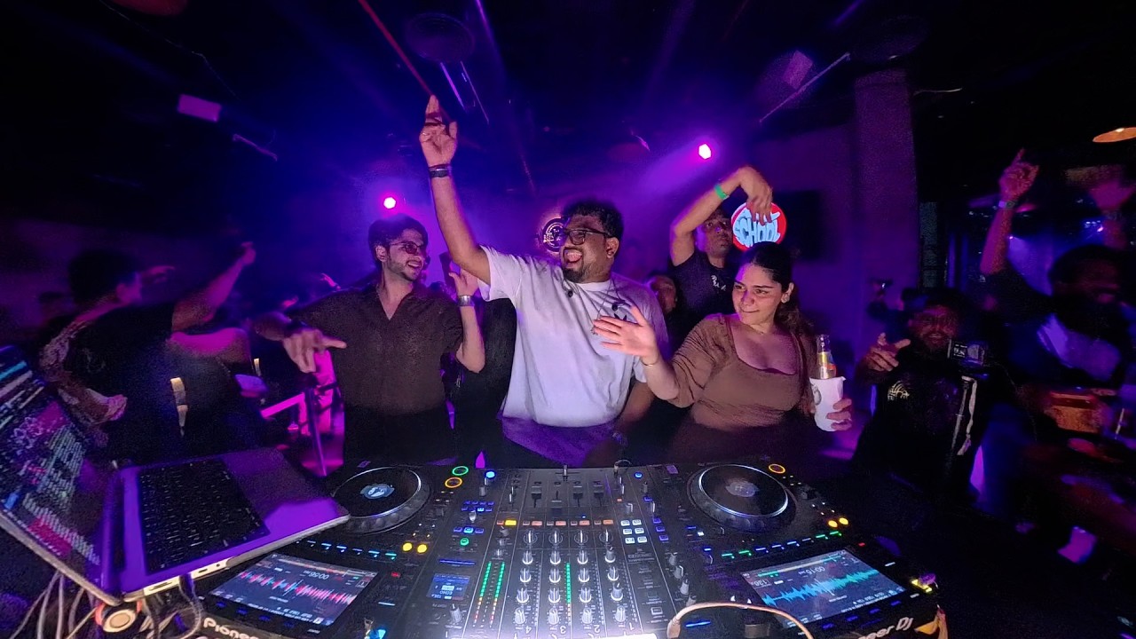 DJ Xirex Live in Hyderabad | Bollywood Throwbacks, Pop & Desi Hip Hop
