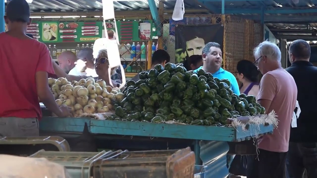 El racionamiento de combustible en Cuba también se siente en los mercados agrícolas