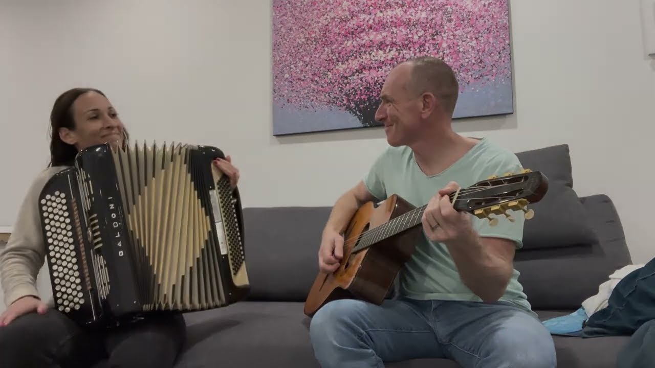 Les yeux noirs  - Accordion guitar duo