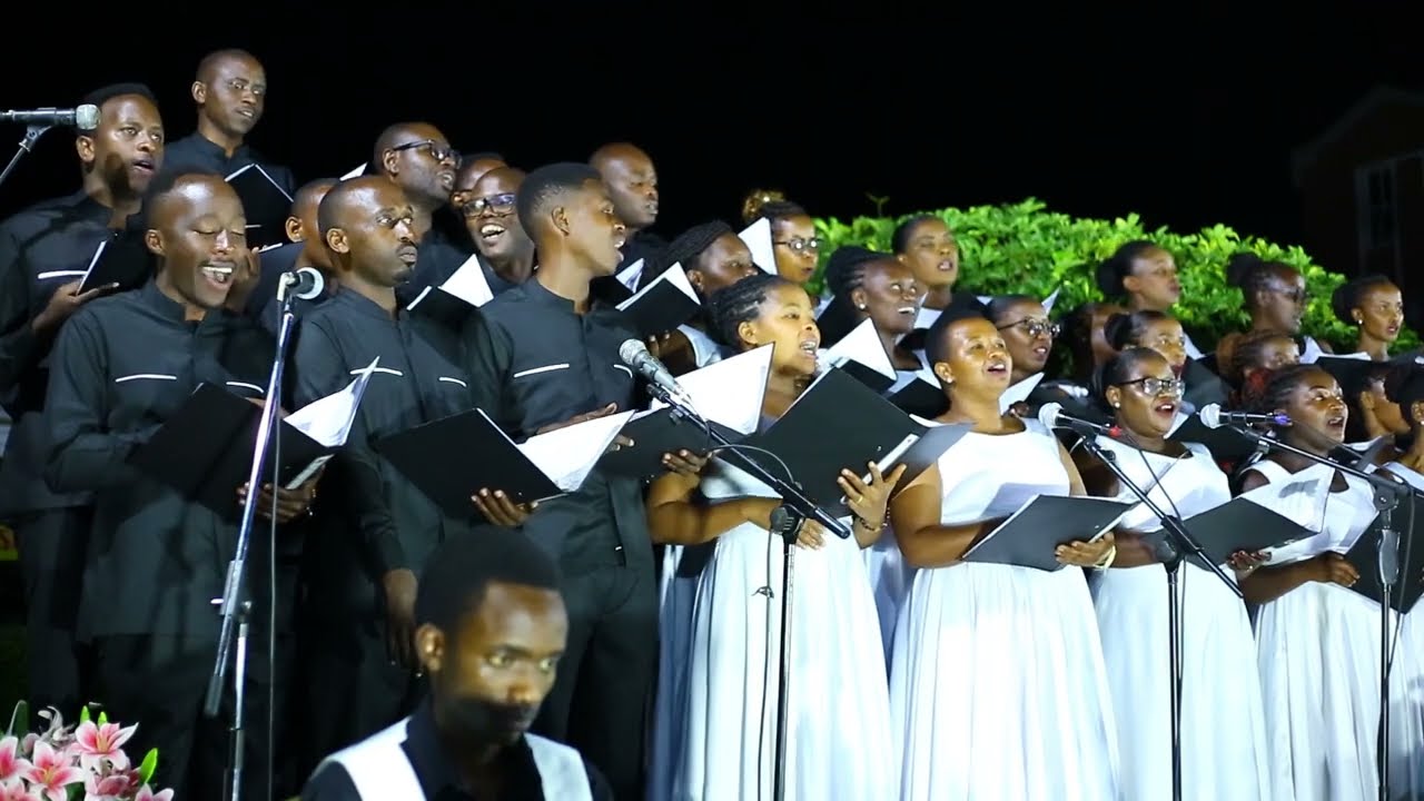 URUNGANO YA RUGAMBA  SIPIRIYANI YARIRIMBWE NA CHORALE IJURU  mu gitaramo cyo gushimira Imana 2025