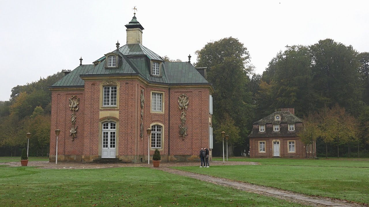 Schloss Clemenswerth / Sögel Emsland   4K Video