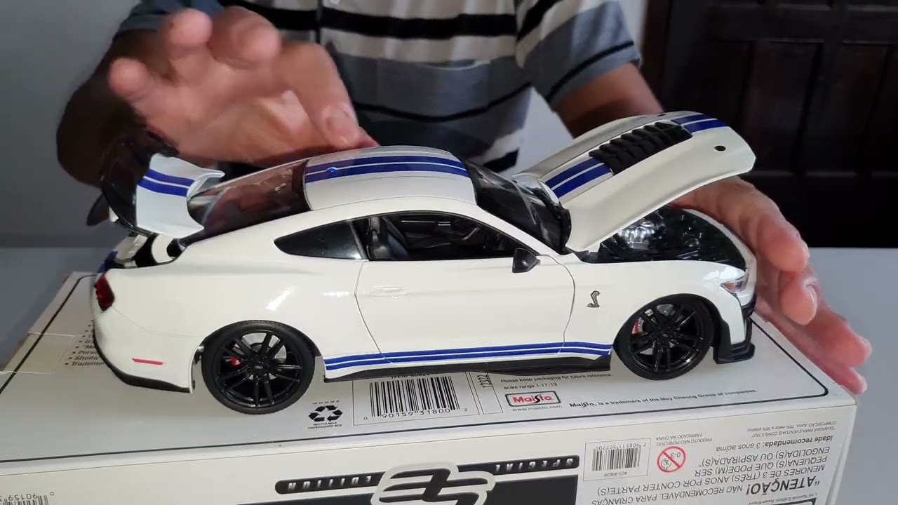 Shelby Ford mustang-Gt-500 -2020 em miniatura escala 1/18