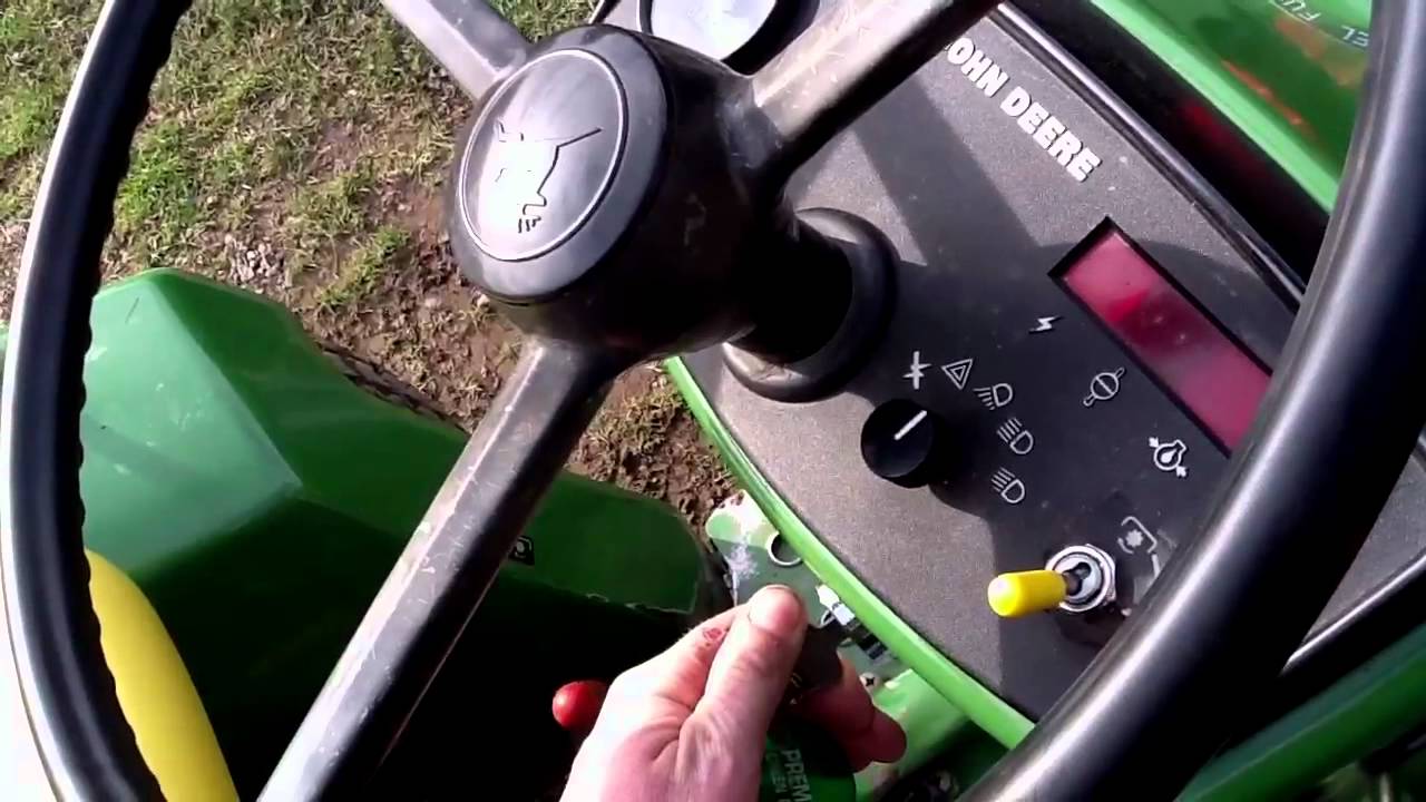 John Deere 650