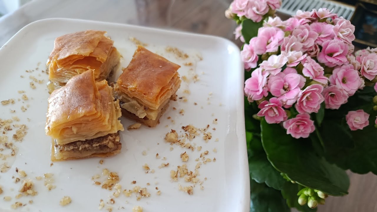 🍰 4 BEZE İLE DÜNYANIN EN KOLAY BAKLAVA TARİFİ🍬#baklava#kolaybaklava#tatlı#bayram#ramazan#tarif#yemek